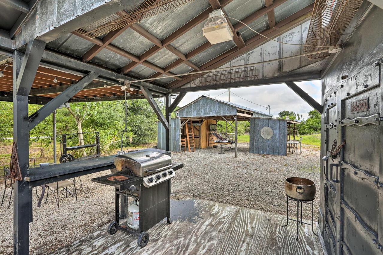 Authentic Clewiston Home With Outdoor Game Room Extérieur photo